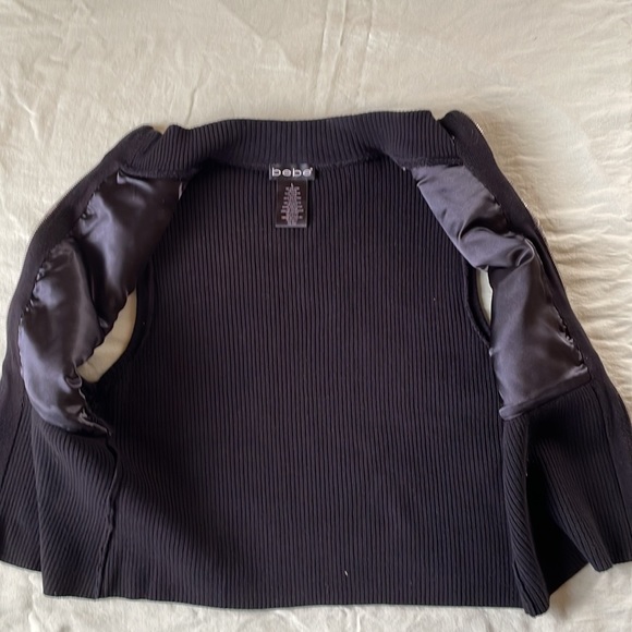 Bebe faux fur and sweater vest - Picture 5 of 6